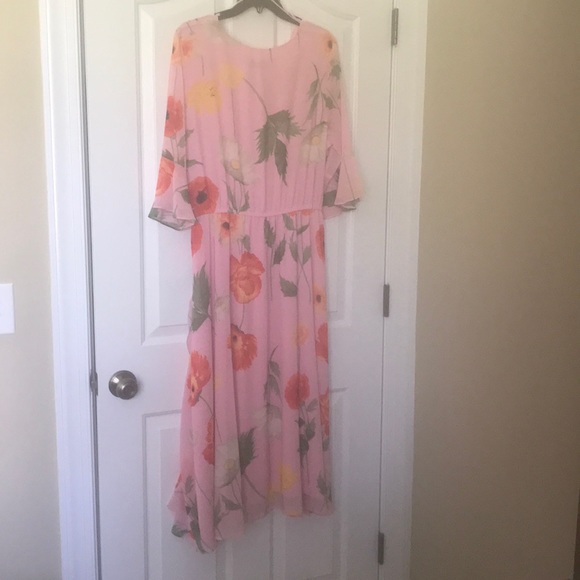 Dress - Picture 2 of 5